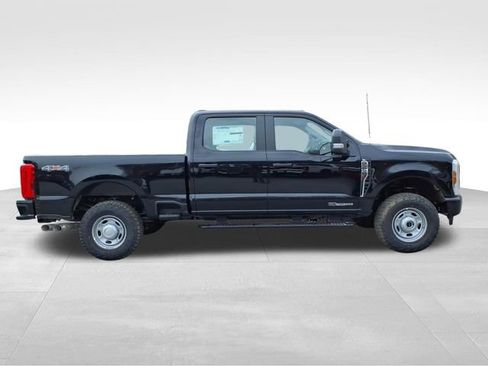 New 2026 Ford F250 XL w/ XL Off-Road Package AWD/4WD image 12