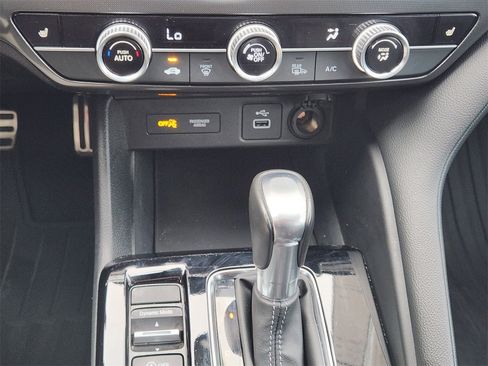 Used 2024 Acura Integra A-Spec image 18