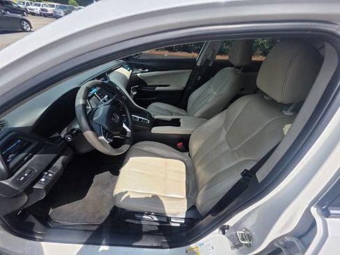 Used 2019 Honda Insight EX image 12