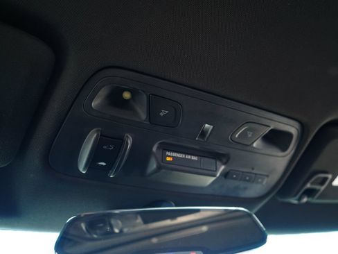 Used 2017 Chevrolet Camaro SS RWD image 12