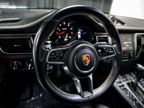 Used 2018 Porsche Macan GTS AWD/4WD image 11