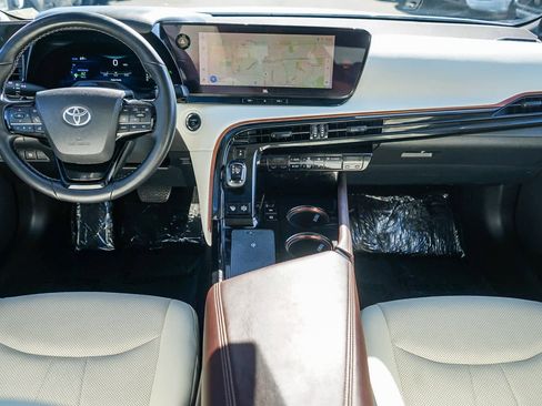 Used 2023 Toyota Mirai w/ Toyota Teammate Package image 11