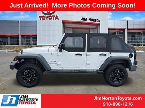 Used 2017 Jeep Wrangler Unlimited Sport w/ Trailer Tow Group AWD/4WD image 3