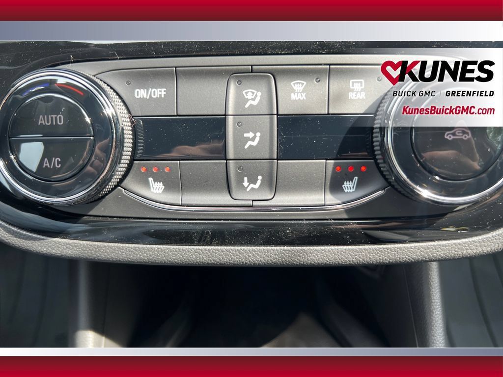 New 2026 Buick Envista Sport Touring w/ Convenience I Package FWD image 32