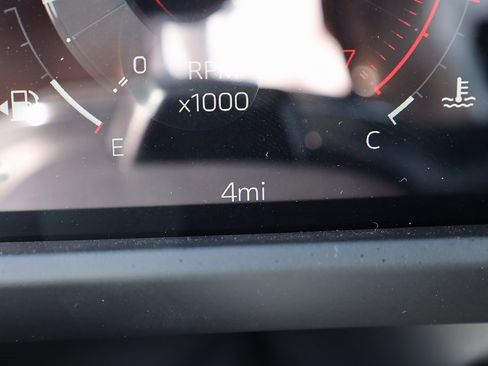 New 2026 GMC Acadia Denali w/ Super Cruise Package image 14