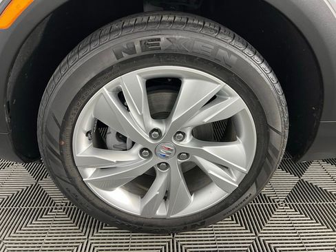 Used 2025 Buick Encore GX Preferred image 11