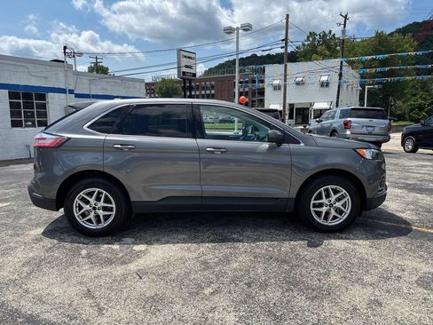 Used 2024 Ford Edge SEL AWD/4WD image 6