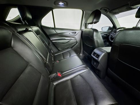 Used 2020 Chevrolet Equinox LT w/ Sport Edition FWD image 25