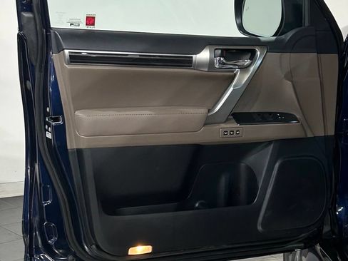 Used 2023 Lexus GX 460 Premium AWD/4WD image 38