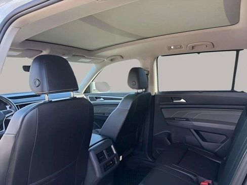 Used 2023 Volkswagen Atlas SE image 10