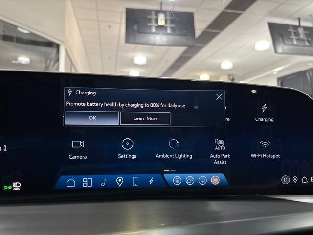Certified 2026 Cadillac Vistiq Premium Luxury AWD/4WD image 24