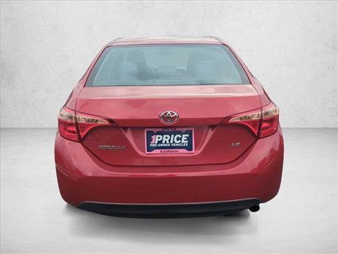 Used 2017 Toyota Corolla LE FWD image 7