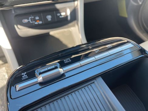 New 2026 Hyundai Tucson Blue SE AWD/4WD image 25