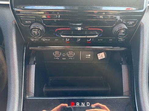 Certified 2023 Jeep Grand Cherokee L Laredo image 18