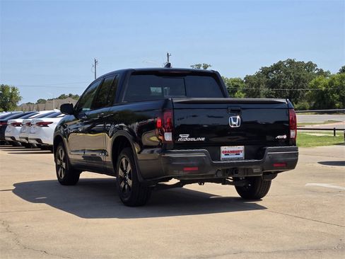 Used 2017 Honda Ridgeline Black Edition image 5