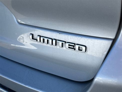 Used 2024 Jeep Grand Cherokee L Limited w/ Luxury Tech Group II image 24