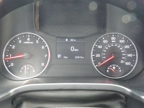 Used 2022 Kia Seltos LX AWD/4WD image 16