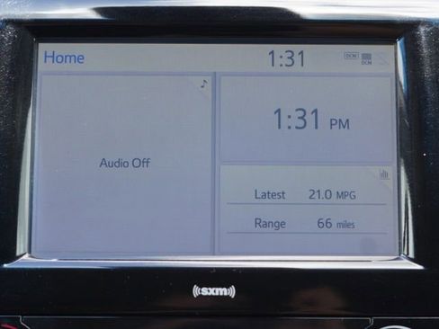 Used 2020 Toyota Camry SE w/ Carpet Mat Package FWD image 20
