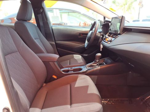 Certified 2025 Toyota Corolla LE FWD image 22