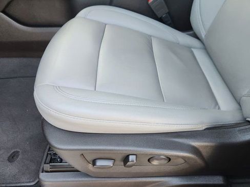 Used 2023 Chevrolet Tahoe LT w/ Luxury Package image 26