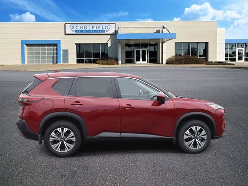 Used 2023 Nissan Rogue SV AWD/4WD image 2