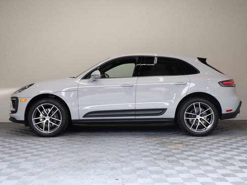 Used 2023 Porsche Macan AWD/4WD image 7