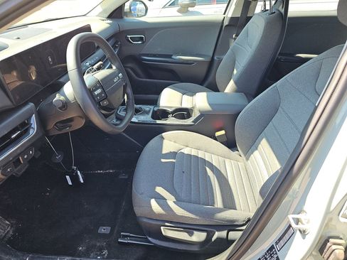 Used 2025 Kia K4 EX FWD image 6