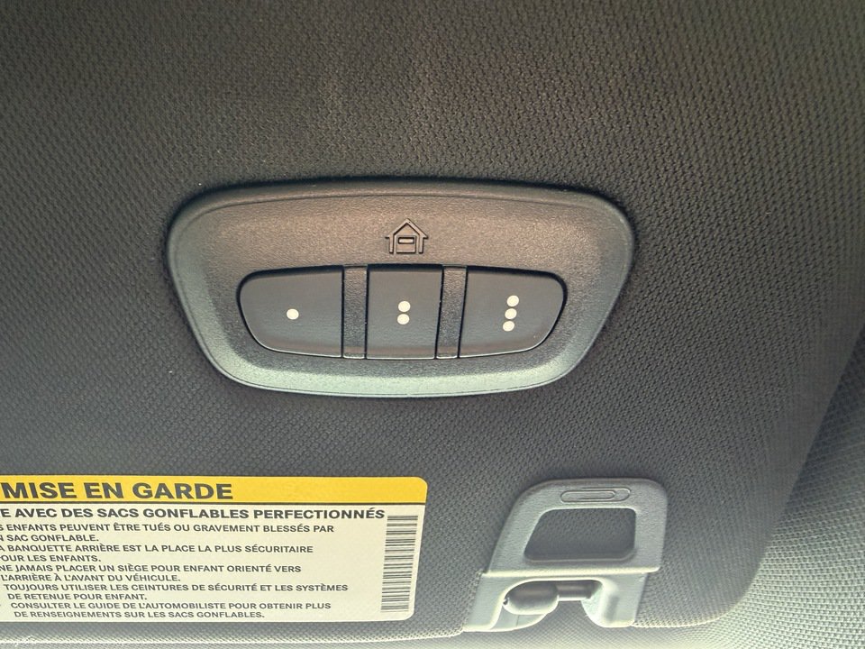 Used 2025 Jeep Grand Cherokee Limited AWD/4WD image 29