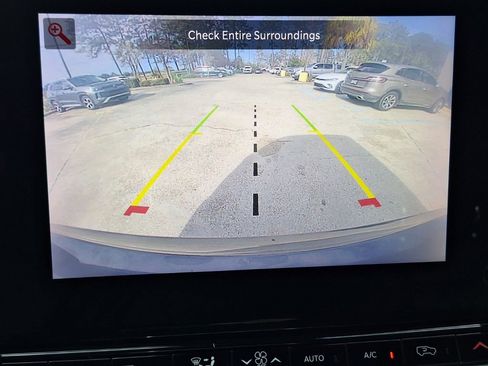 Used 2022 Jeep Wagoneer Series III w/ Rear Seat Video Group 1 image 16