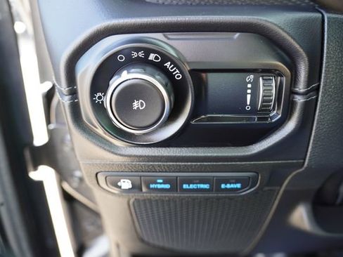 Certified 2025 Jeep Wrangler Unlimited Rubicon 4xe w/ Safety Group image 22