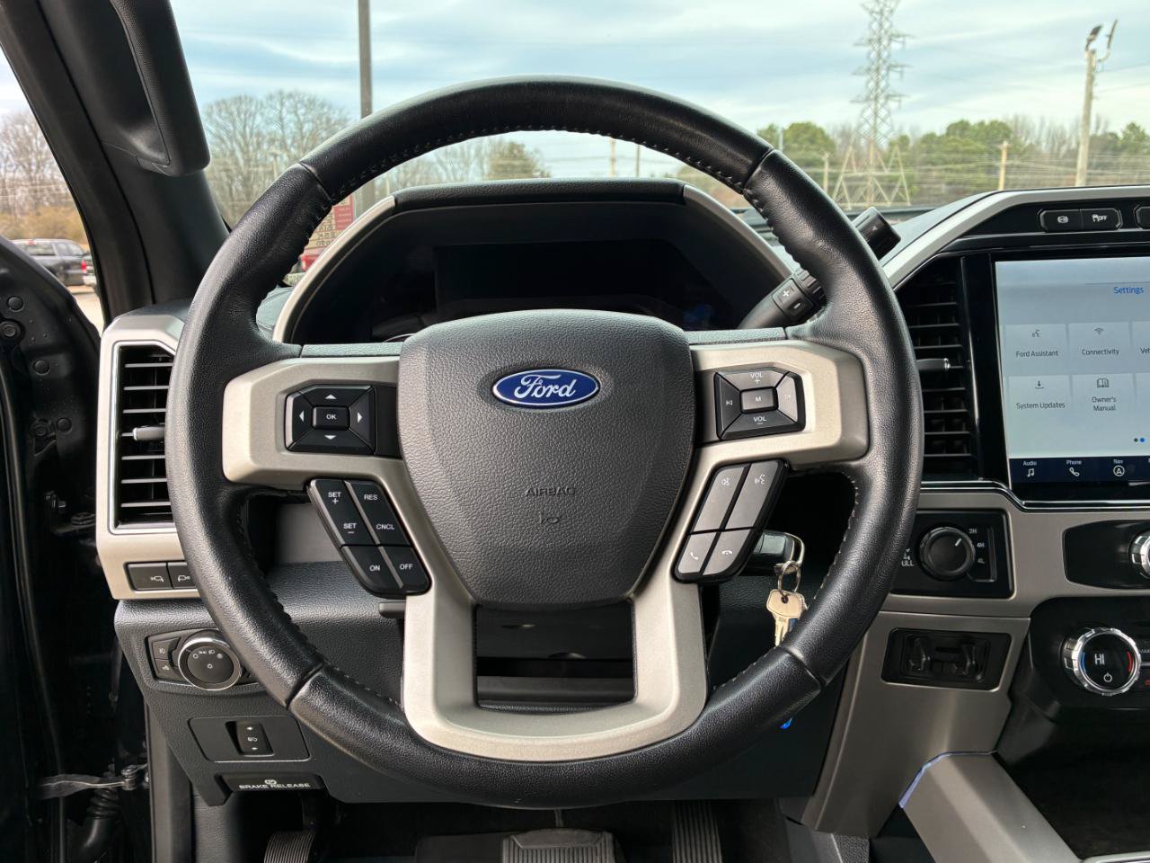 Used 2022 Ford F250 4x4 Crew Cab Super Duty image 18