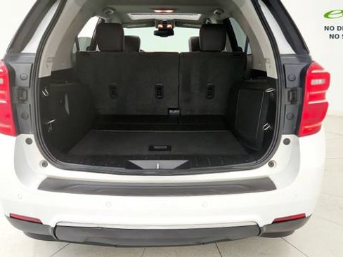 Used 2017 Chevrolet Equinox Premier w/ Enhanced Convenience Package FWD image 28