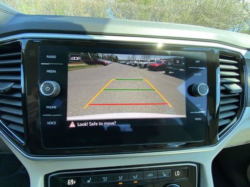 Used 2022 Volkswagen Atlas SE AWD/4WD image 22