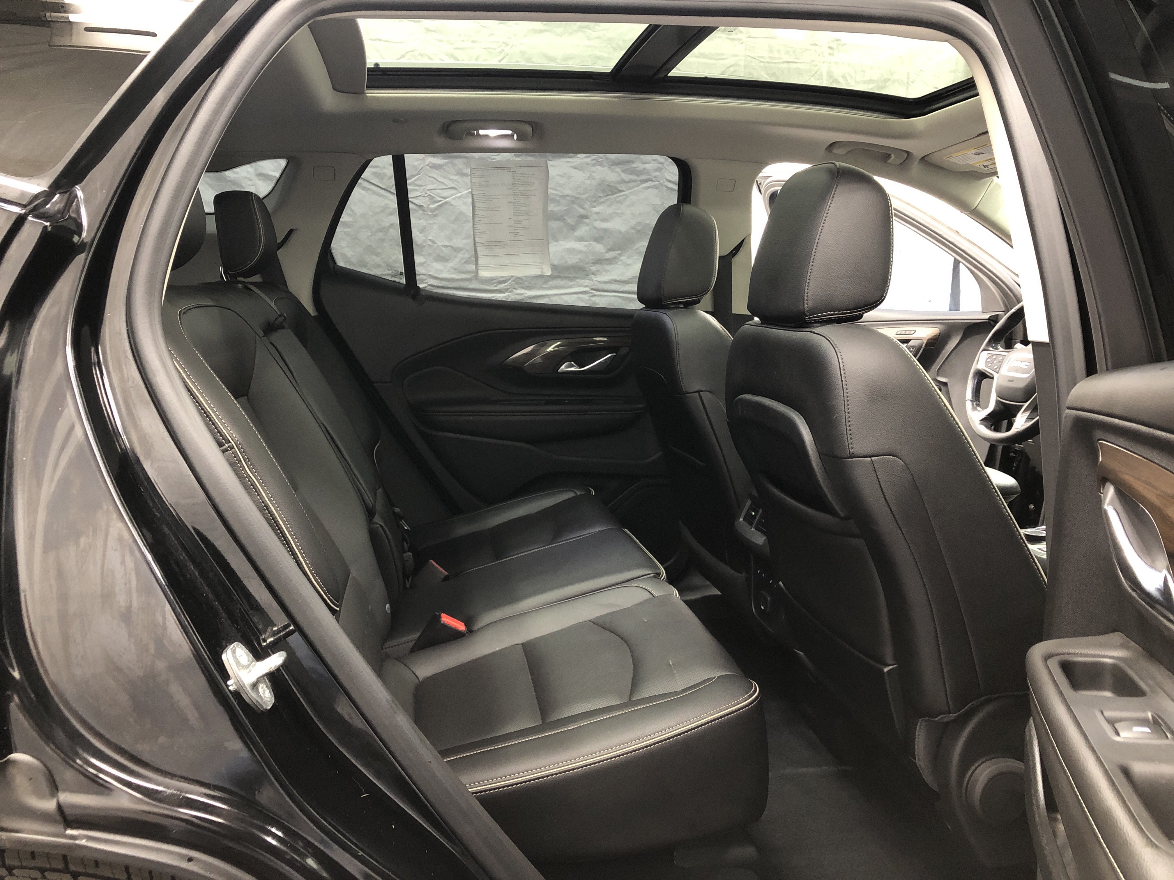 Used 2020 GMC Terrain Denali w/ GMC Pro Grade Package AWD/4WD image 9