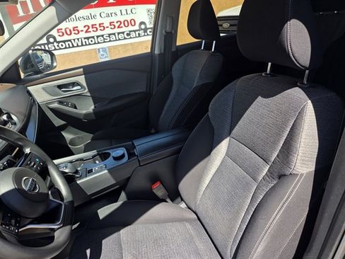 Used 2021 Nissan Rogue SV AWD/4WD image 7