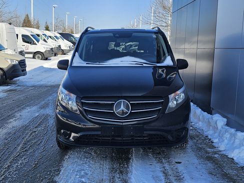 Used 2023 Mercedes-Benz Metris Passenger image 5