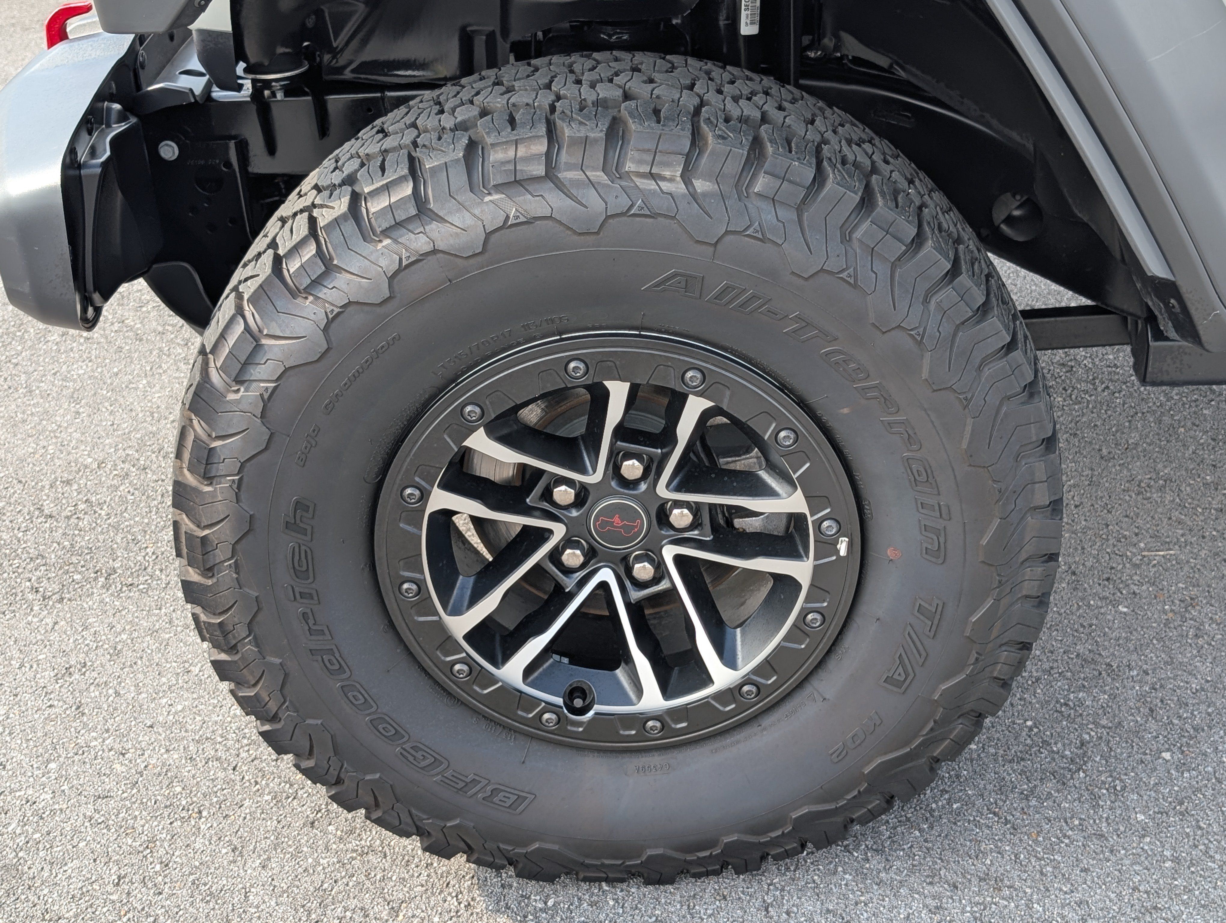 Used 2026 Jeep Wrangler Unlimited Rubicon w/ Xtreme 35 Tire Package AWD/4WD image 25
