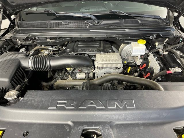 Used 2021 RAM 1500 Laramie w/ Sport Appearance Package AWD/4WD image 40