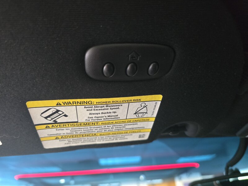 Used 2017 Ford Expedition XLT w/ Equipment Group 202A RWD image 36