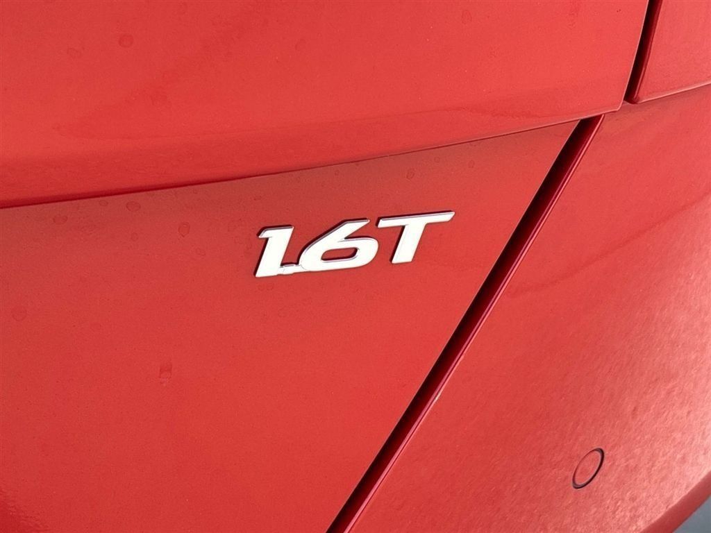 New 2026 Hyundai Kona Limited FWD image 10
