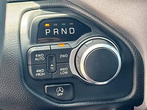 Used 2025 RAM 1500 Big Horn AWD/4WD image 16