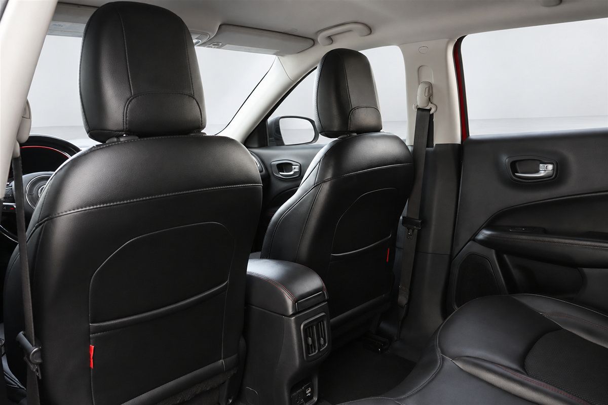 Used 2021 Jeep Compass Trailhawk w/ Convenience Group AWD/4WD image 18