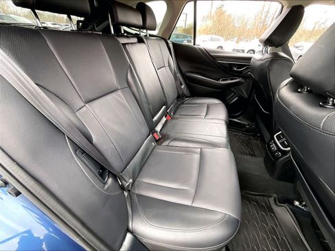 Used 2022 Subaru Outback Limited image 16