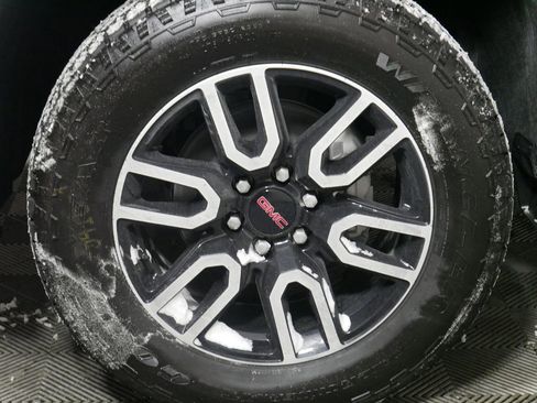 New 2026 GMC Sierra 1500 AT4 w/ AT4 Premium Package AWD/4WD image 11