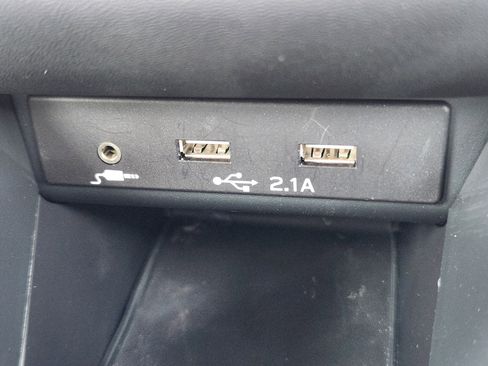 Used 2021 Subaru Outback Premium image 19