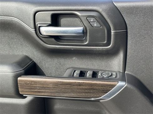 Used 2020 Chevrolet Silverado 1500 LT w/ Texas Edition image 22