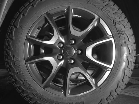 Used 2025 Jeep Compass Trailhawk image 14