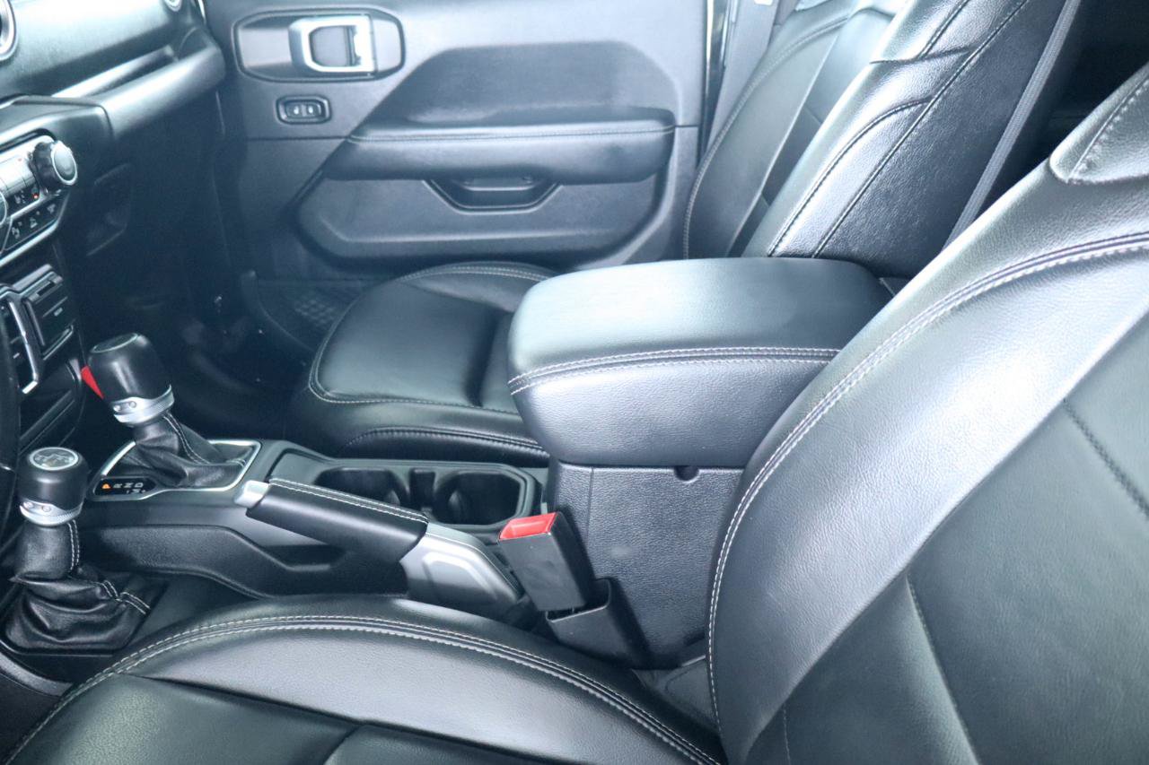 Used 2020 Jeep Gladiator Overland AWD/4WD image 19