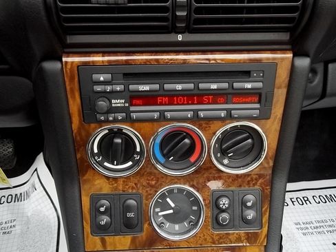 Used 2001 BMW Z3 2.5i image 17