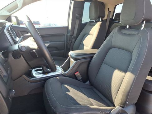 Used 2018 Chevrolet Colorado LT w/ LT Convenience Package RWD image 21